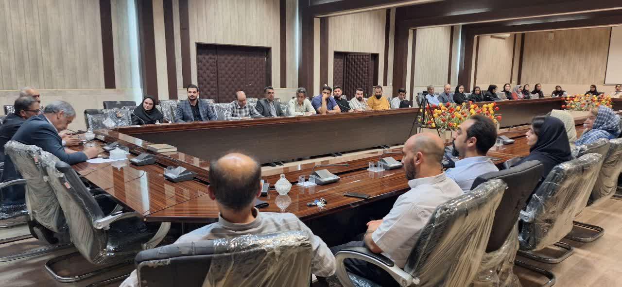 برگزاری جلسه هم اندیشی و رفع مشکلات پزشکان شهرستان گیلانغرب