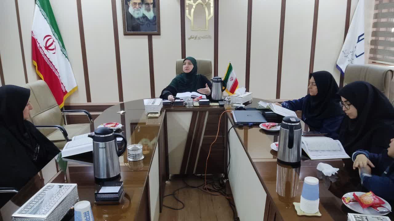 جلسه آموزش تفسیر قرآن کریم ویژه بانوان7